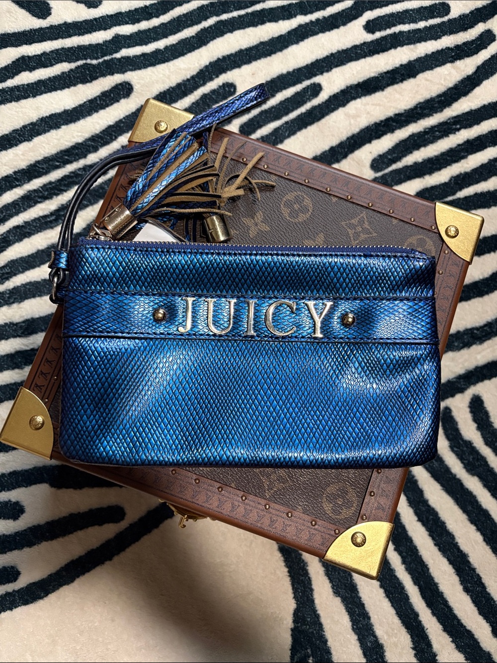 Juicy Couture Shimmery Blue Metallic Wristlet Clutch